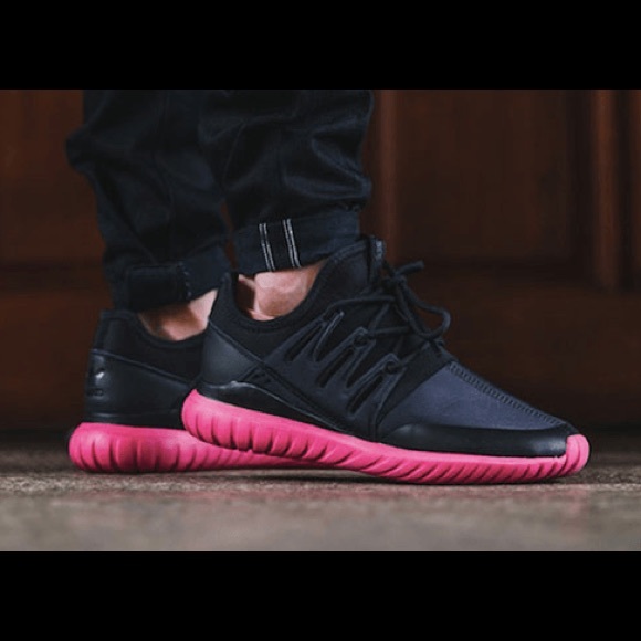 le adidas mens tubulare, scarpe da ginnastica poshmark radiale le adidas mens tubulare, scarpe da ginnastica poshmark radiale